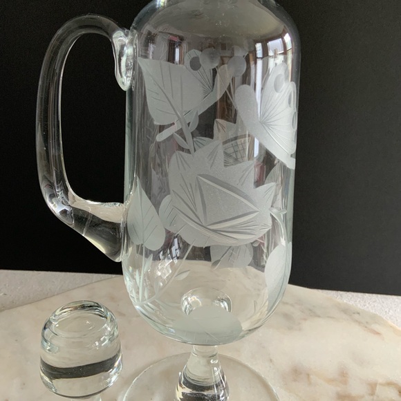 Etched Glass Decanter - Picture 8 of 9